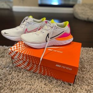 Nike Renew Run - Women’s 8.5